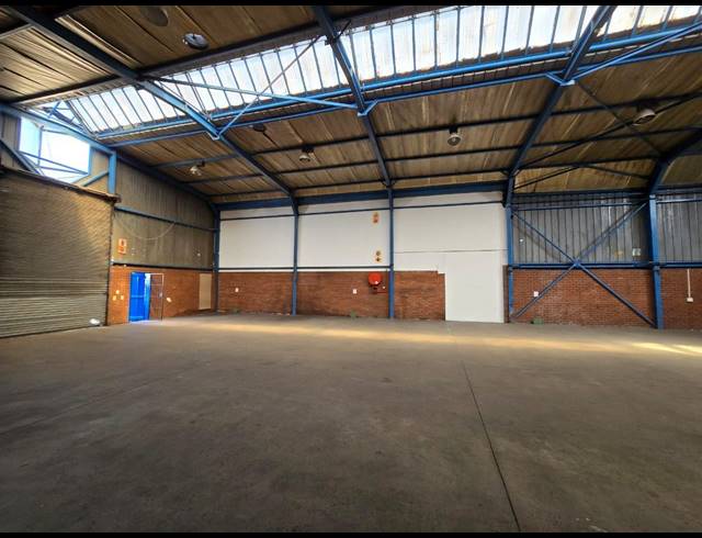 458M² WAREHOUSE TO LET IN BENROSE